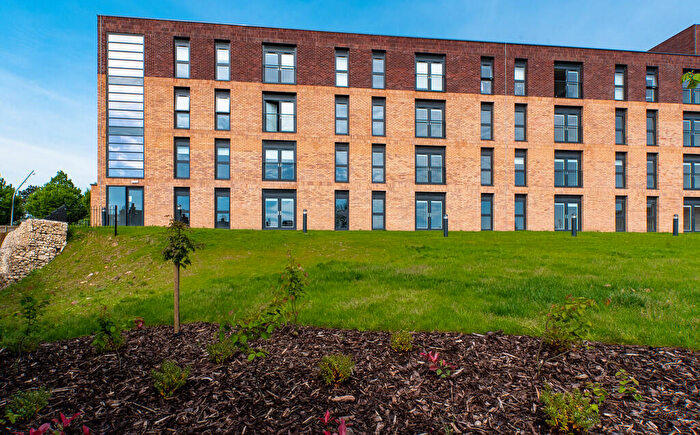 1 Bedroom Apartment To Rent In Hunslet House, Station Quarter, Corby, NN17