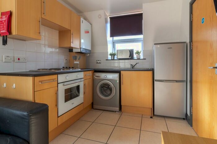 2 Bedroom Flat To Rent In Flat, The Rayner Building - Portland Street, Lincoln, LN5