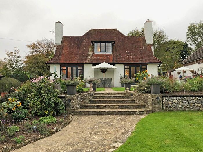 4 Bedroom Detached House For Sale In The Close, Off Huggetts Lane, Eastbourne, BN22