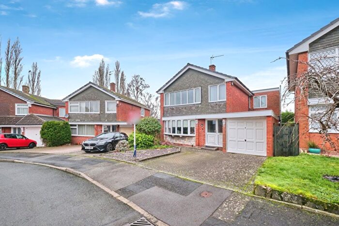 4 Bedroom Detached House For Sale In Bodmin Rise, Walsall, WS5