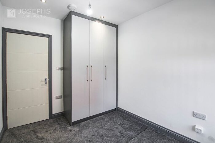 1 Bedroom Flat To Rent In Newport Street, Bolton, BL1