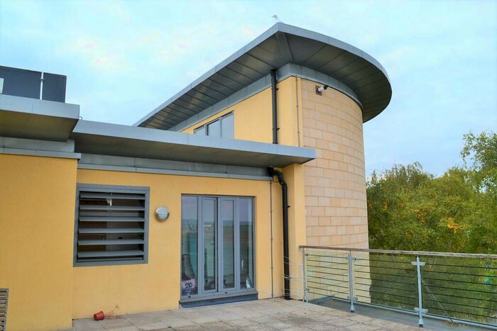 2 Bedroom Penthouse To Rent In Central Yeovil, Somerset, BA20