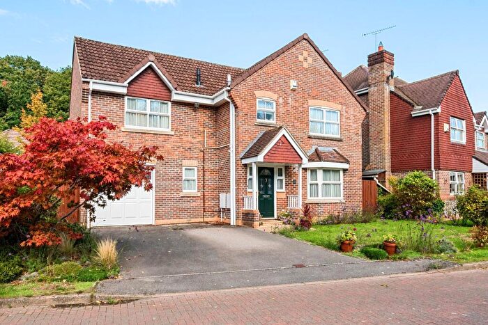 4 Bedroom Detached House For Sale In Blencowe Drive, Chandler's Ford, Eastleigh, Hampshire, SO53