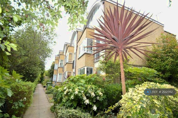 4 Bedroom End Of Terrace House To Rent In Pepler Mews, London, SE5