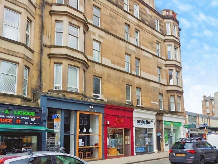 4 Bedroom Flat To Rent In Morningside Road, Edinburgh, EH10