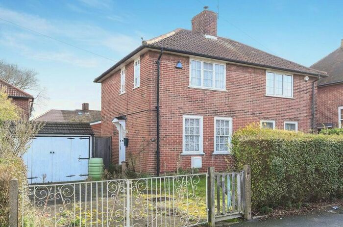 2 Bedroom Semi-Detached House To Rent In Horley Road, London, SE9