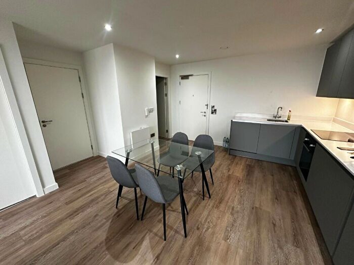 2 Bedroom Apartment To Rent In Store Street, Manchester, Greater Manchester, M1