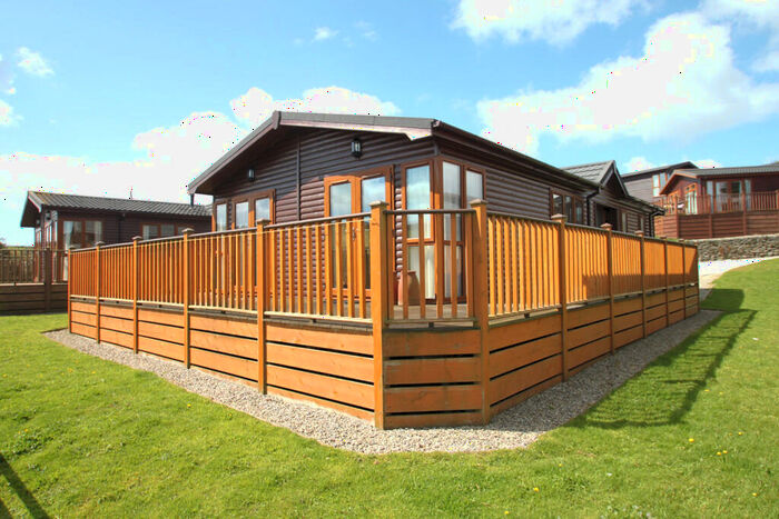 2 Bedroom Bungalow For Sale In Whitsand Bay Holiday Park, Millbrook, Torpoint, PL10