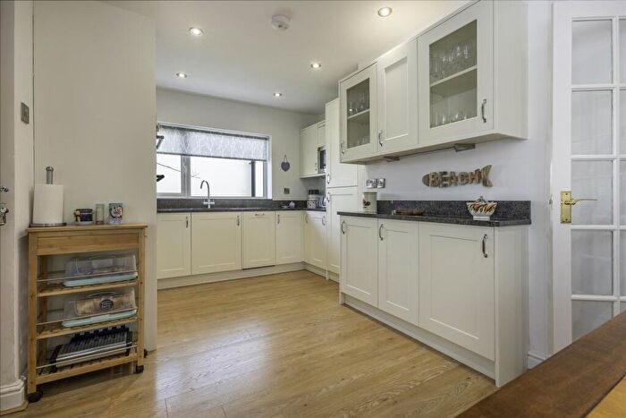 3 Bedroom Detached Bungalow For Sale In Lon Fferam, Benllech, Tyn-Y-Gongl, LL74