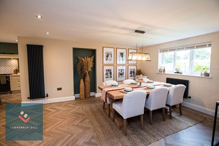 5 Bedroom Detached House For Sale In Balmoral Close, Cuddington, CW8