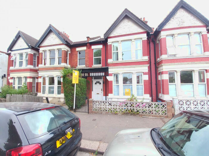 4 Bedroom Terraced House To Rent In Anerley Road, SS0