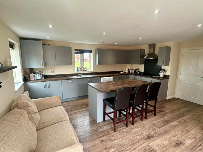 5 Bedroom Detached House For Sale In Hebridean Gardens, Kingstone, Hereford, HR2