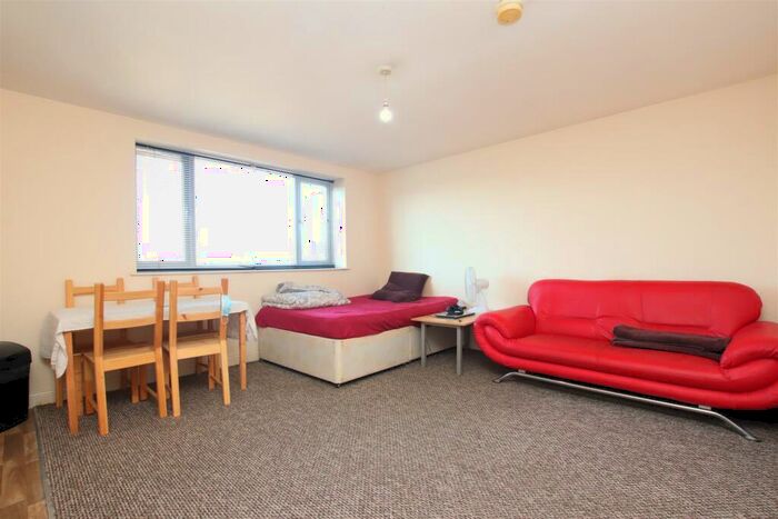 Flat To Rent In St. Stephens Street, Bristol, BS1