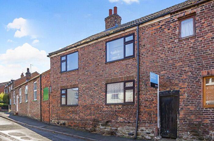 2 Bedroom Detached House For Sale In North Street, Aldbrough, Hull, HU11