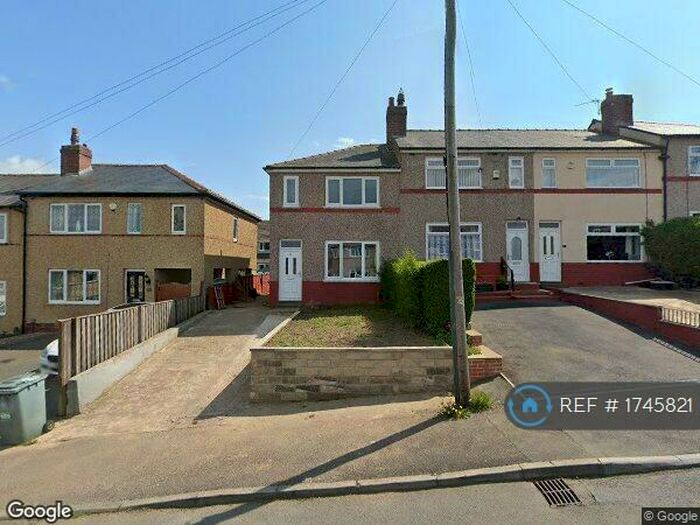 3 Bedroom Semi-Detached House To Rent In Ainley Road, Huddersfield, HD3