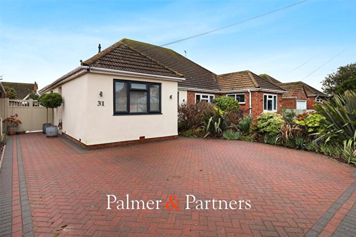 2 Bedroom Bungalow For Sale In Manchester Road, Holland-on-Sea, Clacton-on-Sea, Essex, CO15