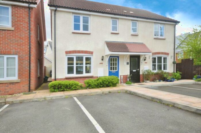 3 Bedroom House To Rent In Lower Three Acres, Cranbrook, Exeter, EX5
