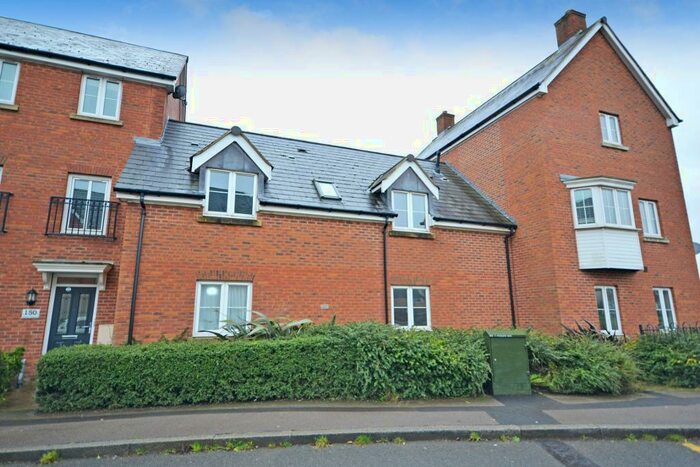 2 Bedroom Coach House To Rent In Lemmon Walk, Oxley Park, Milton Keynes, Buckinghamshire, MK4