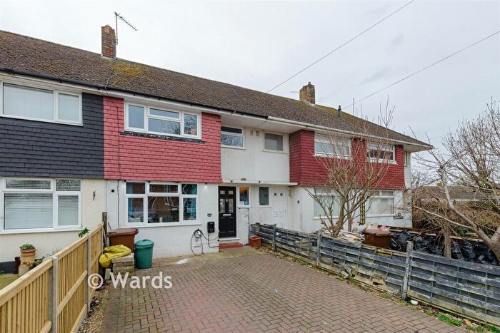 3 Bedroom Terraced House For Sale In Binland Grove, Chatham, Kent, ME5