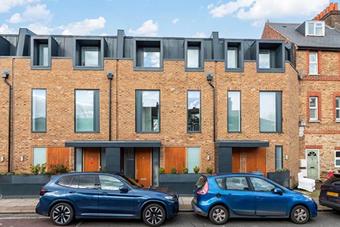 4 Bedroom Terraced House To Rent In Upland Road, East Dulwich, London, SE22