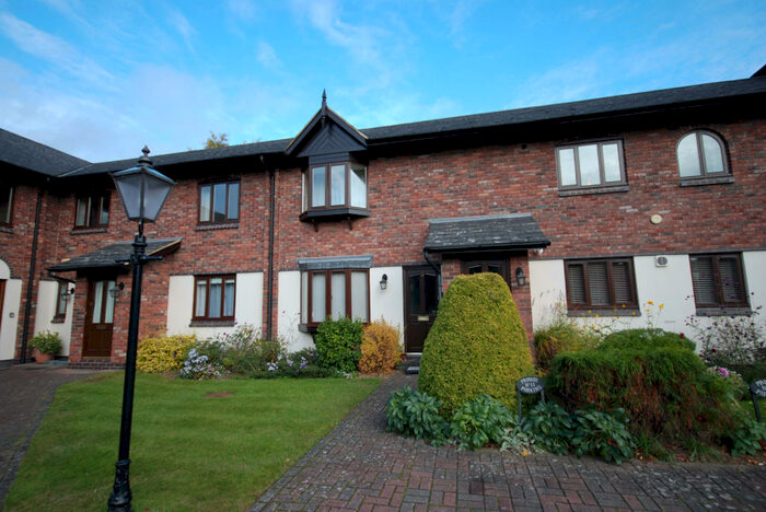 2 Bedroom Apartment To Rent In Finings Court, The Maltings, Leamington Spa, CV32