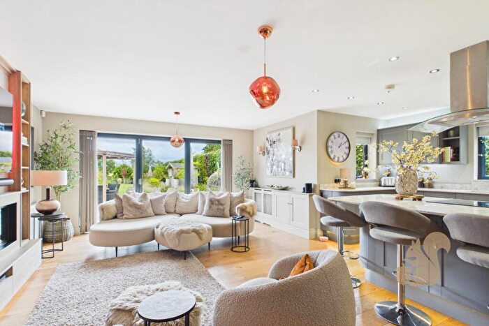 4 Bedroom Detached House For Sale In Polhawn Close, Braintree, CM7