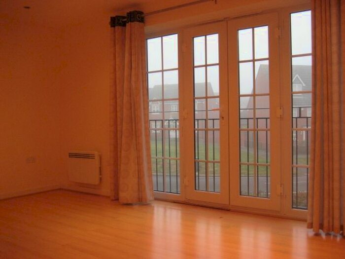 2 Bedroom Flat To Rent In Birkby Close, Hamilton, Leicester, LE5