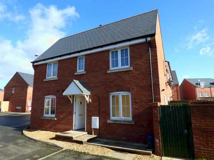 3 Bedroom Semi-Detached House To Rent In Seymour Way, Magor, Caldicot, NP26