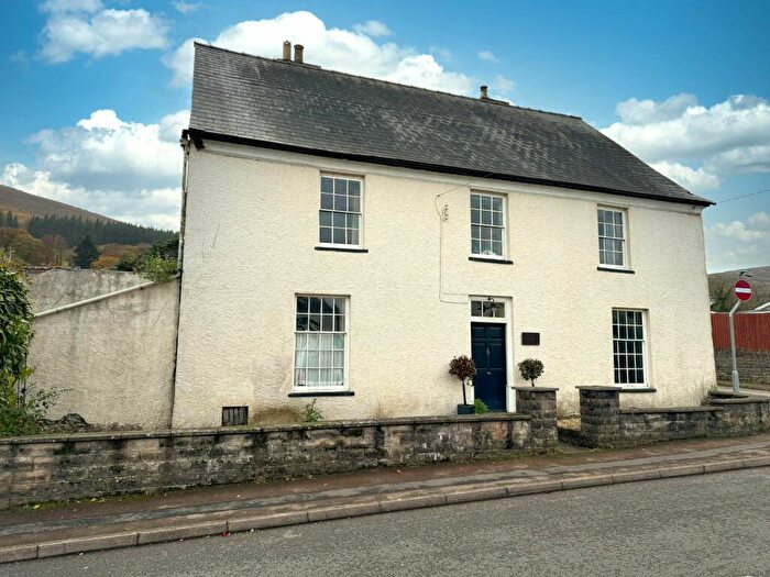 5 Bedroom Detached House For Sale In Merthyr Road, Govilon, NP7