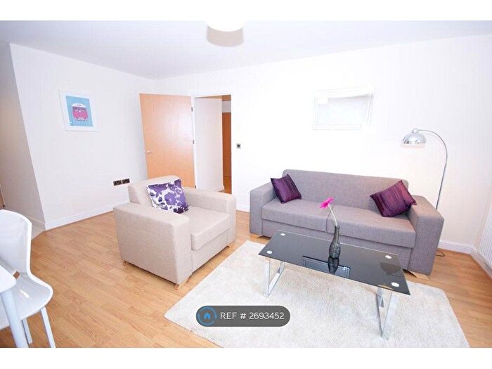 2 Bedroom Flat To Rent In Crawford Court, London, NW9