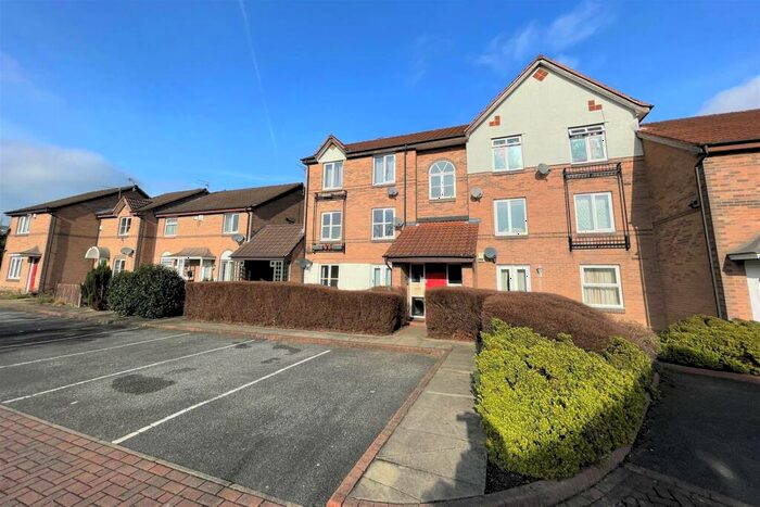 2 Bedroom Flat To Rent In Grange Road, Hunslet, Leeds, LS10