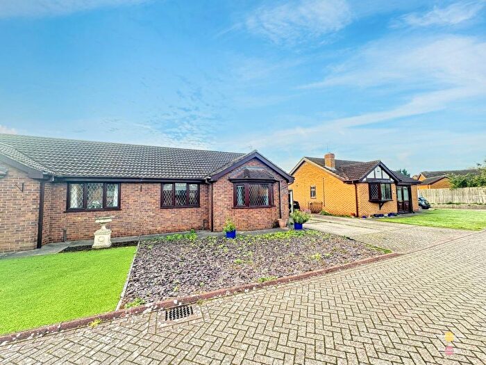 2 Bedroom Semi Detached House For Sale In Hunts Close, Broughton, Brigg, South Humberside, DN20