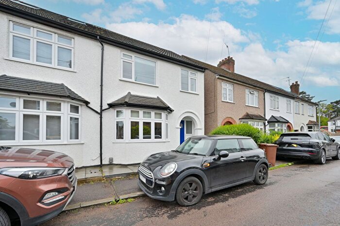 3 Bedroom Semi-Detached House To Rent In Springfield, Bushey, Bushey Heath, WD23