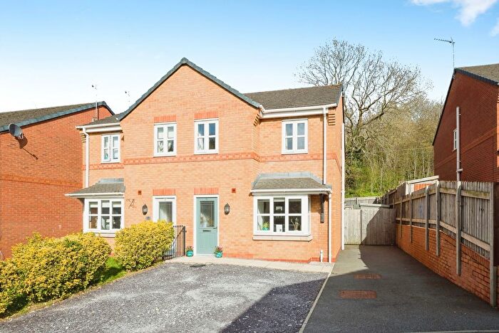 3 Bedroom Semi Detached House For Sale In Nant Court, Brymbo, Wrexham, Wrecsam, LL11