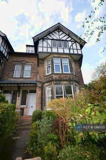 3 Bedroom Penthouse To Rent In Coppice Drive, Harrogate, HG1
