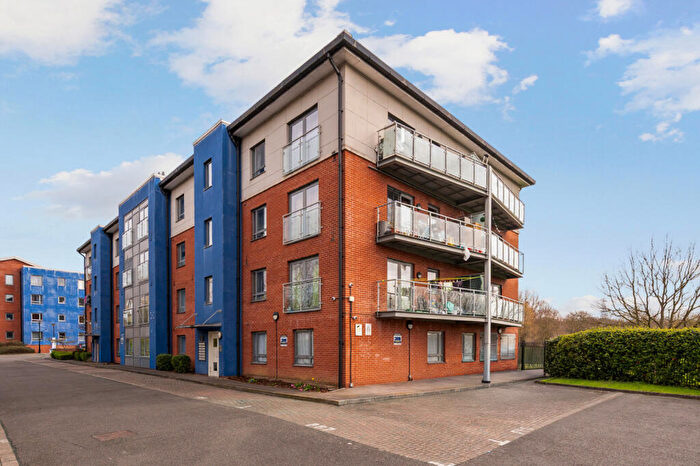 2 Bedroom Apartment To Rent In Cleeve Way, Sutton, SM1