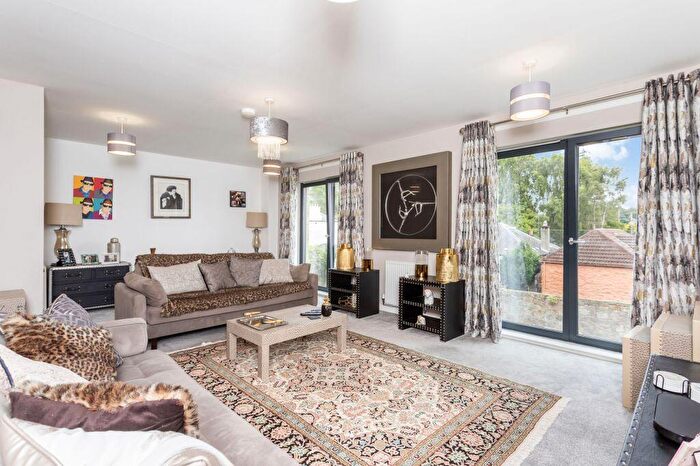 5 Bedroom Terraced House For Sale In Allan Terrace, Monktonhall, Musselburgh, East Lothian, EH21