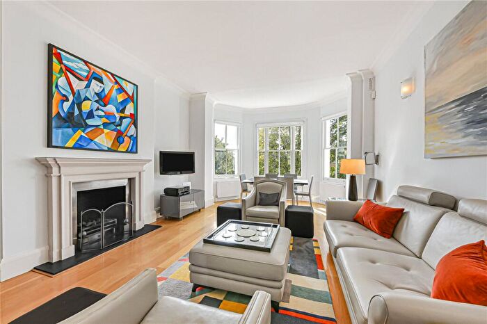 3 Bedroom Apartment To Rent In Hamilton Terrace, St. John's Wood, London, NW8