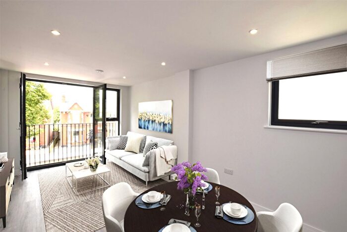 1 Bedroom Flat For Sale In Apartment, - Leckhampton Road, Leckhampton, Cheltenham, Gloucestershire, GL53