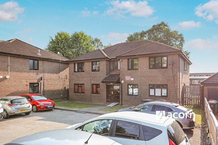 2 Bedroom Flat To Rent In Baring Road, London, SE12