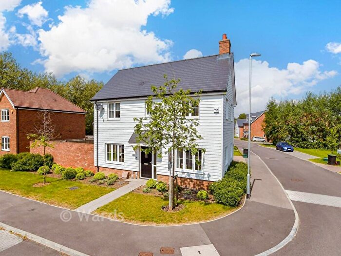 3 Bedroom Detached House For Sale In Hatton Road, East Malling, West Malling, Kent, ME19