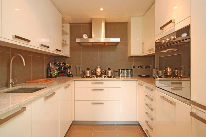 1 Bedroom Flat To Rent In London Road, Isleworth, London, TW7