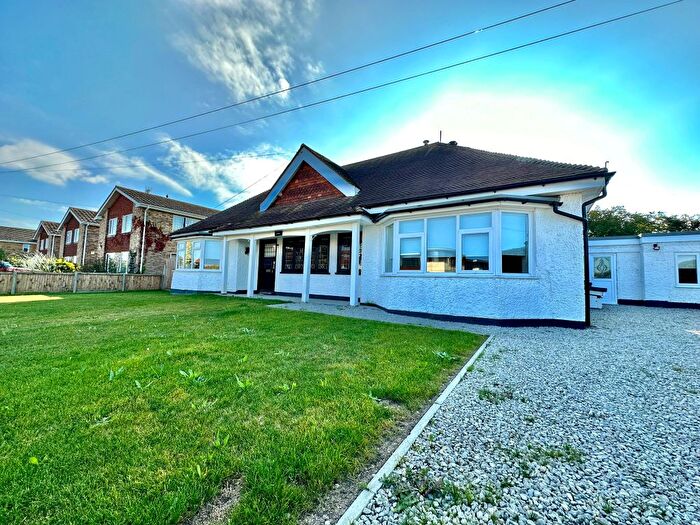 4 Bedroom Detached Bungalow To Rent In Conyngham Road, Herne Bay, CT6