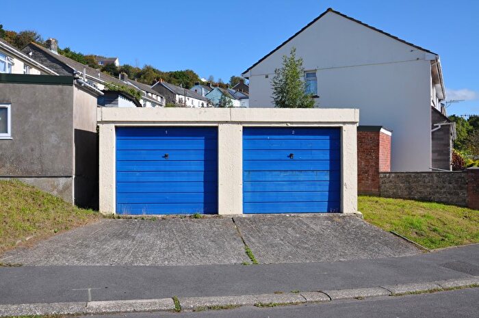 Garage / Parking To Rent In Sandford Gardens, Torrington, Devon, EX38