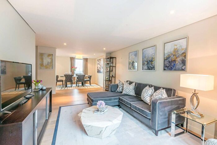 3 Bedroom Flat To Rent In Merchant Square East, Paddington, London, W2