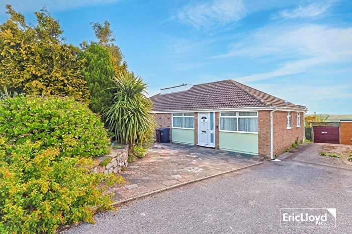 2 Bedroom Semi-detached Bungalow For Sale In Raddicombe Drive, Brixham, TQ5