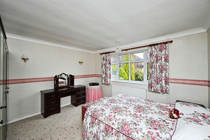 2 Bedroom Semi-Detached Bungalow For Sale In Pennine Avenue, Riddings, Alfreton, DE55