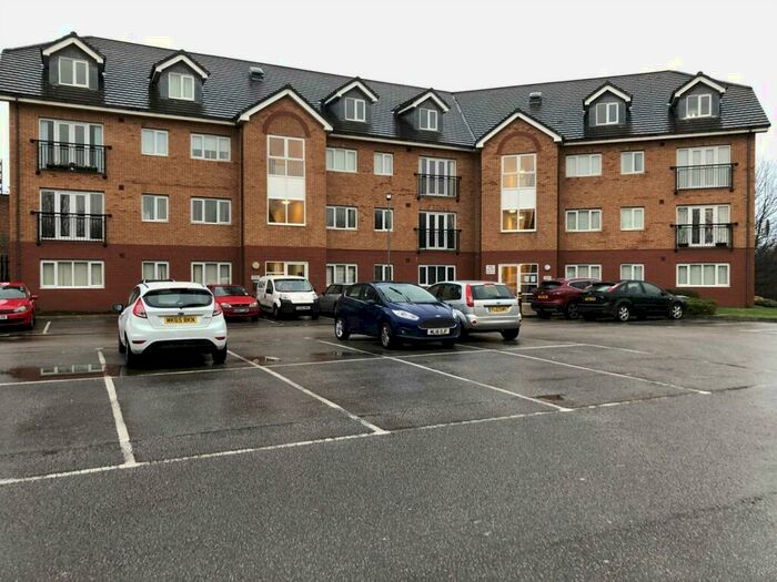 2 Bedroom Flat To Rent In Taylforth Close, Walton, L9