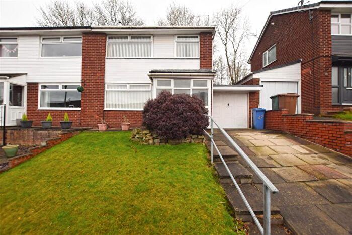 3 Bedroom Semi Detached House For Sale In Compton Way, Middleton, Manchester, M24