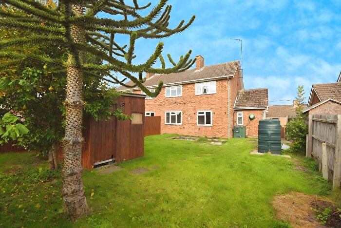 2 Bedroom Semi-detached House For Sale In Waverley Close, Guyhirn, Wisbech, Cambridgeshire, PE13